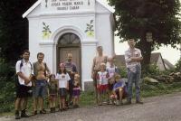 Jan Pohribný s oddílem Klokanů na výletě