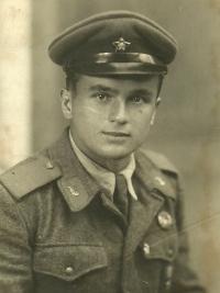 Manžel Jan Šuba během vojenské služby
