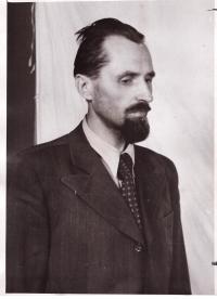 x31 - Vladimír Petřek - foto ze stanného soudu - 3. září 1942