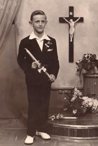 Pamětník u prvního svatého přijímání, Uherské Hradiště, školní rok 1959 - 1960