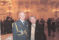 S manželkou Zdeňkou pozván na Pražský hrad