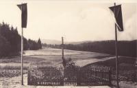 Hrob zavražděných mužů v Javoříčku