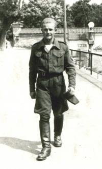 Rudolf Krauspe jako příslušník čs. zahraniční jednotky