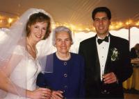 David marries Elizabeth Roberta (Bobbi) Bass, with Mother, Annapolis, Maryland, USA, 1994