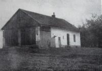 Domek v Kunčičkách u Bašky na Hlínách ve kterém ve sklepě sídlil štáb partyzánu Jiskra (strýc Jakub Bílek)