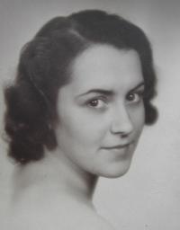 Matka Františka Kinského v roce 1946