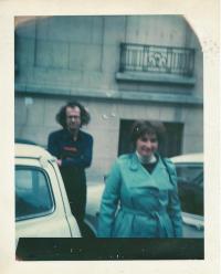 Matka a francouzský archeolog Jean-Paul Demoule