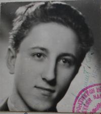 z poválečné legitimace