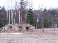 Na tomto místě stával dům rodiny Teinert ve vesnici Hraničky (Gränzdorf)