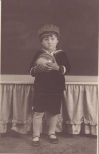 Child photo, 1928