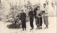 Skiing men from Chrást, 8th February 1942