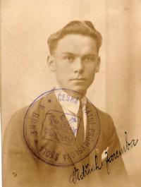 Otec Oldřich Zaremba