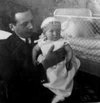 Božena Hlaďová jako miminko