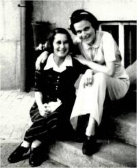 Eva Smolková - Keulemansová vpravo