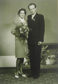 Svatební fotografie Drahomíry a Věroslava Hudečkových