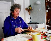 Jarmila Volfová bádá v dokumentech, Rotava, 2013