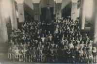 x12 - Nedělní škola v evangelickém kostele v Zelowě