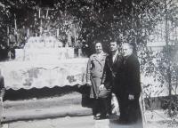 Corpus Christi Rozstání in 1949. Ahead Jan Hudec, who as head of the secret police determined the treasonous group