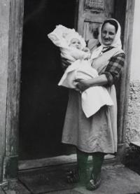 Věra se svou maminkou