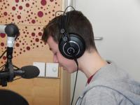 Studentský tým při práci na reportáži