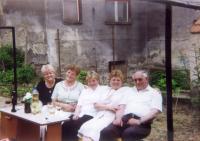 Václav Kelnar se sestrami