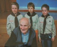 se  skauty se stále schází