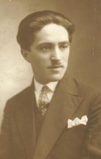 Otec pamětníka Fr. Schmída