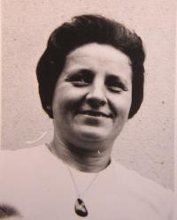 Manželka Emile Škrabánková