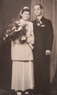 Svatba rodičů 26. října 1940