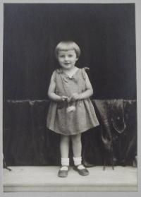 Věra as a little girl
