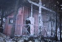 Chata Veselých kamarádů v Jablůnce, kterou si za války postavili mladí lidé, aby se mohli bavit