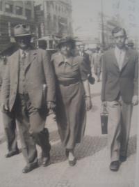 Karel Veselý with parents
