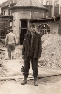 1951, witness in army - auxiliary technical battalion, Kladno