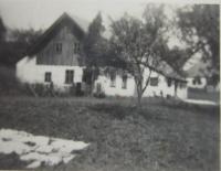 Dům ve Vikanticích kam nastěhovali rodinu Nimsovou z Radonic nad Ohří