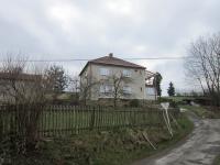 Tento přestavěný dům za války vlastnila rodina Pospíšilova. Dne 18. února 1944 v něm došlo k přestřelce s německými četníky při níž zahynul sovětský utečenec Nikolaj Buss  