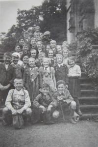 Alžběta Kubišová na výletě s českou školou z Opavy