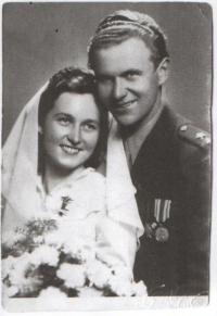 Husnik and his wife - wedding photo