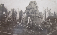 Family tomb in Ústín