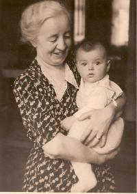 With grandma Jínová