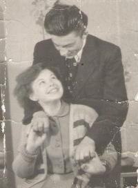první návštěva Moravy, s budoucí manželkou Věrou, Lázníky, 1955