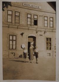 1-Želeniční stanice Komjatice - 