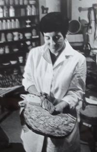 Jindřiška Radová při práci