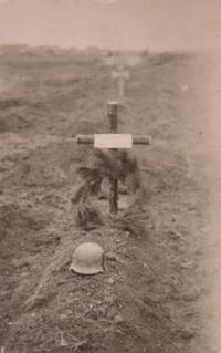 Hrob strýce Josefa Gabriela, který padl ve wehrmachtu v Kerči na Krymu