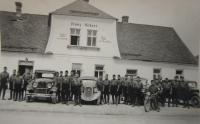 Men from the SA (Sturmabteilung) in Libina in front of the present-day distillery