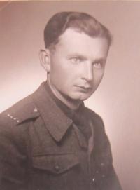 Manžel Josef Dedecius v čs. sboru