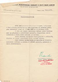Potvrzení o pracovní činnosti Hany Lobkowiczové na infekčním oddělení Krajského ústavu národního zdraví v Ústí nad Labem (2.1.1953-16.7.1953), odkud odešla kvůli očekávanému narození dcery Jany, vydáno 24.9.1953, sken originálu