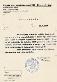 Potvrzení o pracovním poměru Františka Lobkowicze u Krajské hygienické stanice v Praze, vydáno 17.10.1968, sken originálu