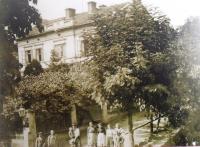 house MUDr. Balcar in Průhonice - around 1900