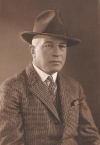 Leo Strass, dědeček, 1926