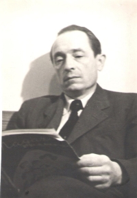 Václav Bayerle, poslední fotografie, Náchod, 1955